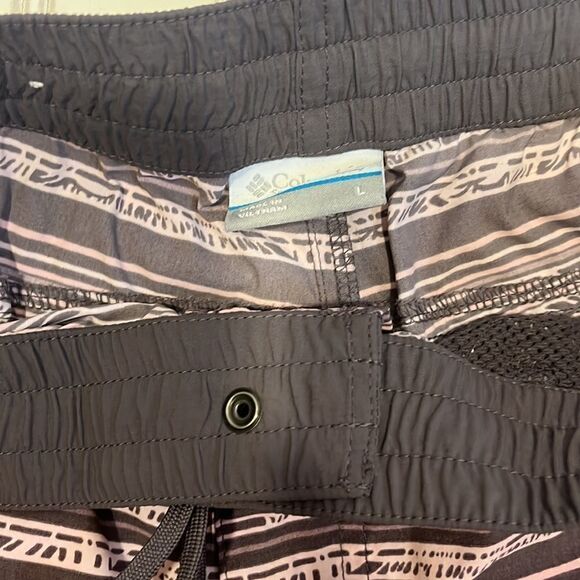 Columbia amberley stream striped cargo shorts - Picture 2 of 6